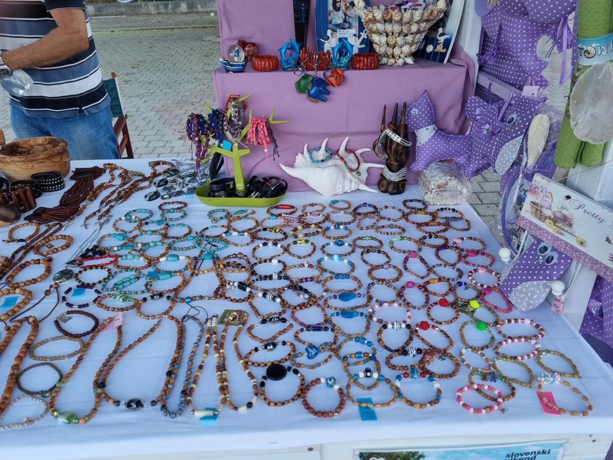 Senkini Dvori Appartement Sutomiscica Buitenkant foto